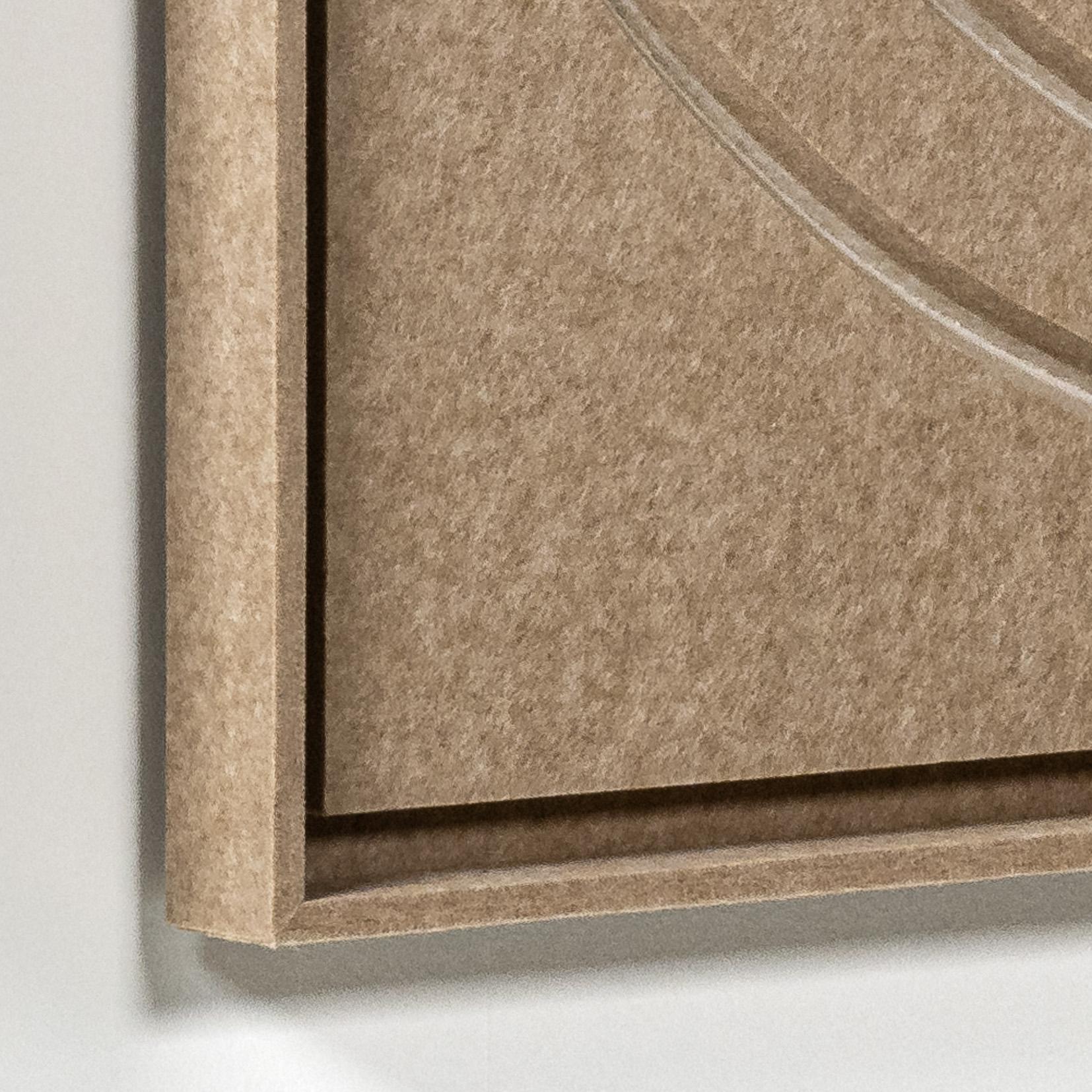 Vue détaillée de Deux panneaux FeltArt Aura Pale Sand dans un intérieur contemporain